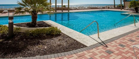 Inomhuspool och uppvärmd pool