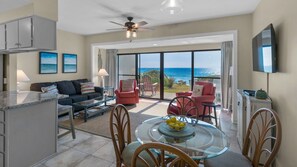 Smart TV, DVD player