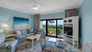 Smart TV, DVD player