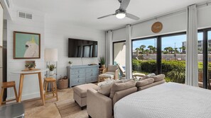 1 habitación, tabla de planchar con plancha, wifi gratis y ropa de cama 