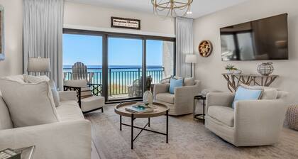 Luxurious Beach-Front Vacay w/ Ocean Views + Free Attraction Tickets!