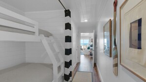 1 bedroom, iron/ironing board, free WiFi, bed sheets - Direct Gulf views & access to the sparkling waters + Free Attraction Tickets! (Santa Rosa Beach)