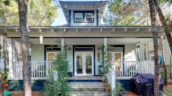 المنشأة من الخارج