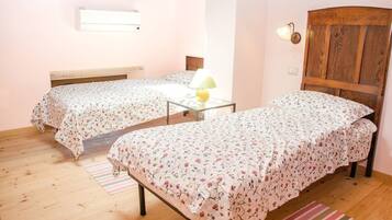 3 chambres, Wi-Fi gratuit, draps fournis