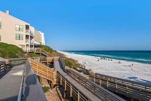 Beach nearby - Family & Dog Friendly, Near Beach + Free Tickets: Dolphin Cruise & More! (Santa Rosa Beach)