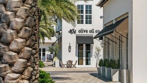 Unclassified image, 3 of 65, button - Gulf Front, Steps to Beach, Sleeps 11 + Attraction Tickets! (Inlet Beach)