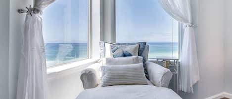 3 dormitorios, tabla de planchar con plancha, wifi gratis y ropa de cama