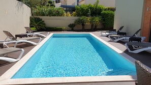 Pool - Modern Villa · Private Pool · Near Beach & Strip (Albufeira)