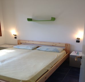 2 chambres, coffre-fort, lit de bébé portatif, Wi-Fi