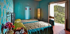 2 Schlafzimmer, Schreibtisch, Bügeleisen/Bügelbrett, kostenloses WLAN