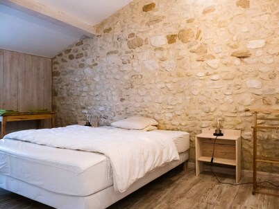 abundance, Stone house with land of 2000m2 at the foot of the vercors