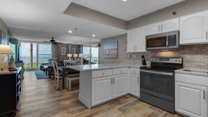 Fridge, microwave, oven, stovetop - Private Beach Access & Beach Chair Set Up, Pool + Free Attraction Tickets! (Santa Rosa Beach)