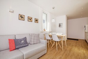 Apartment, Bergblick (Quartier fuer 2, cleaning fee 85 EUR) | Wohnbereich