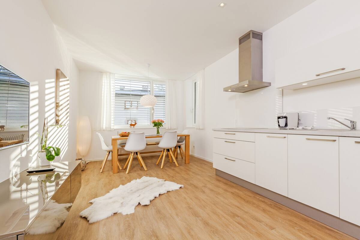 Apartment, 2 Bedrooms, Mountain View, Ground Floor (Quartier fuer 4, cleaning fee 85 EUR) | Living area | 55-inch flat-screen TV with satellite channels, TV, heated floors