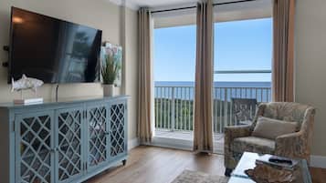 Smart TV, reproductor de DVD y libros