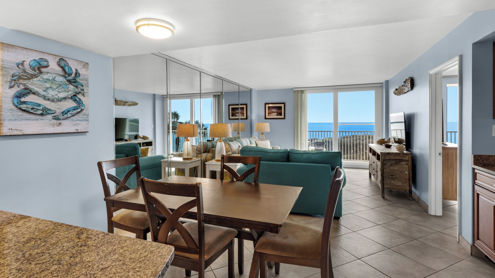 Smart TV, chimenea y reproductor de DVD 