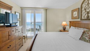 2 makuuhuonetta, silitysrauta/-lauta, ilmainen Wi-Fi, vuodevaatteet