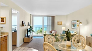 Smart TV, DVD player - Gulf Front w/ Free Beach Set Up, Private Beach + Free Attraction Tickets! (Santa Rosa Beach)