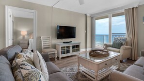 Smart TV, DVD player