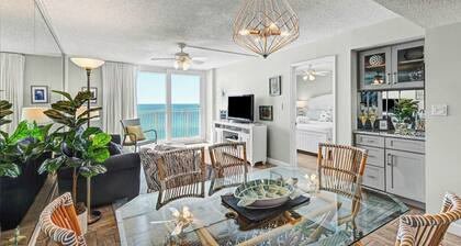 Private Beach, Heated Pool, Seasonal Beach Chairs + Free Attraction Tickets!