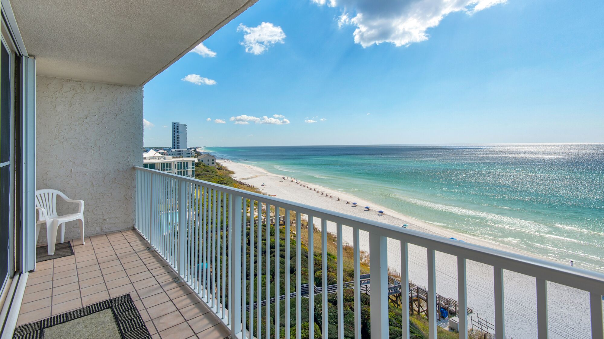 Gulf Front in Seagrove with Free Beach Chairs & Heated Pool: BeachCrest 806