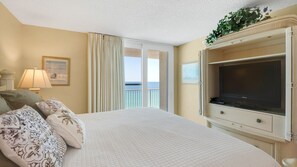 2 makuuhuonetta, silitysrauta/-lauta, ilmainen Wi-Fi, vuodevaatteet