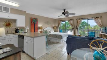 Smart TV, DVD player