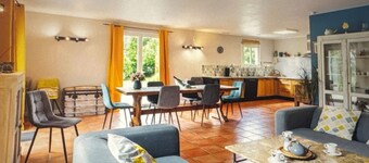 VILLA 4* AIR-CONDITIONED SWIMMING POOL SPA BOULES COURT TERRACES PARK WIFI - 8 PEOPLE