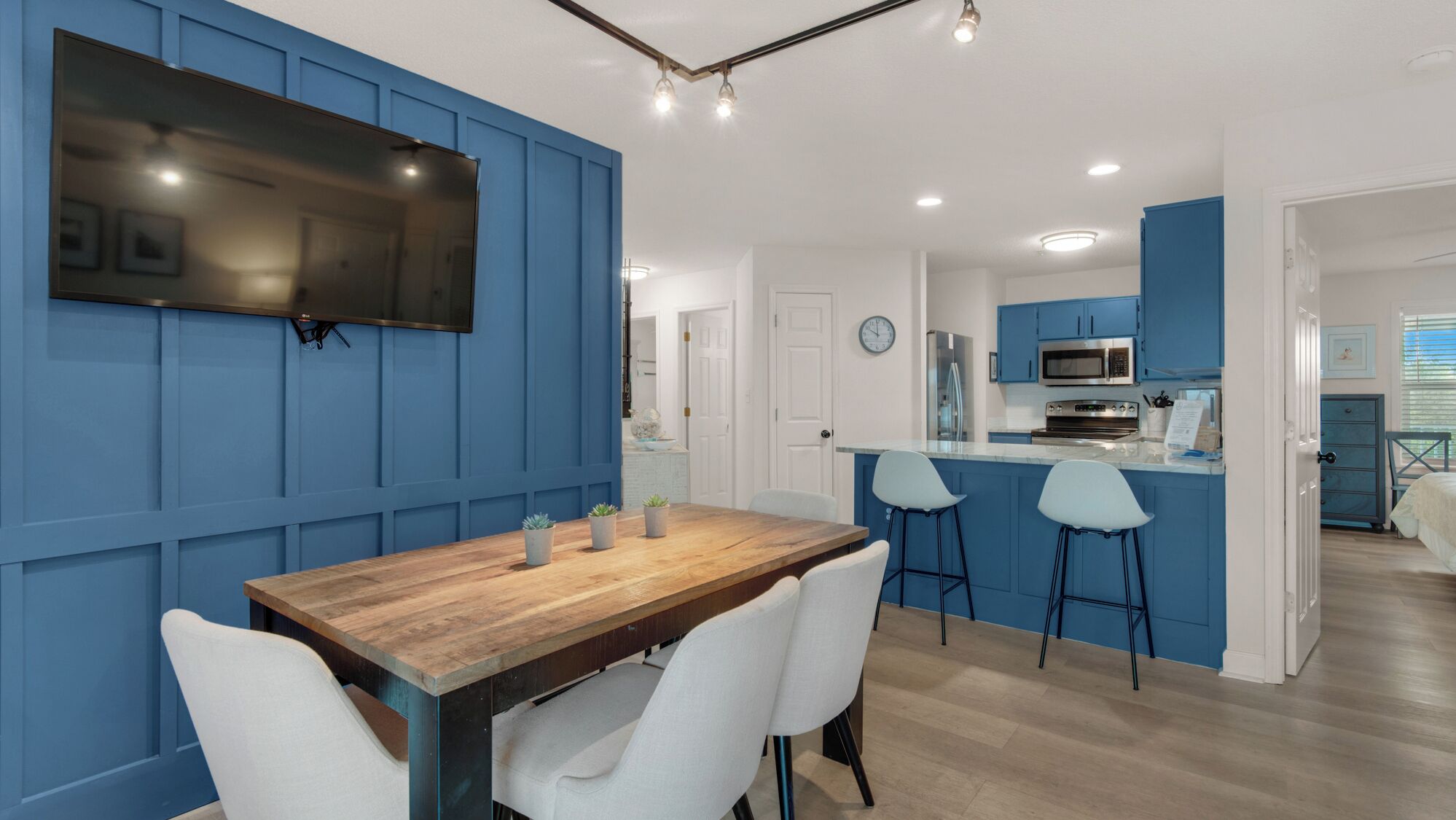 Beachside Villas 232 - Gulf-Side - Modern Coastal Updates - Family Friendly