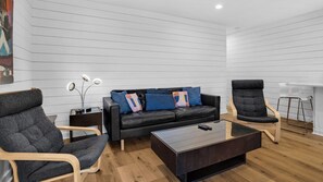 Smart TV, DVD player