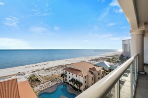 Property grounds - Beach Club 802 - 𝑶𝒄𝒆𝒂𝒏 𝑬𝒏𝒗𝒚 (Pensacola Beach)