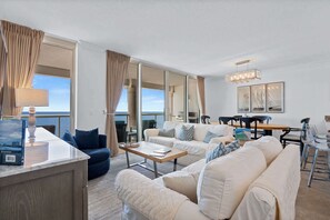 TV - Front Row to the Gulf – 3BR Beachfront w/ Big Balcony & Beach Access (Pensacola Beach)