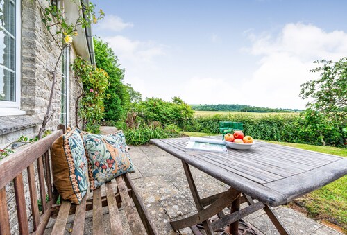 Greygles - Surrounded by beautiful views