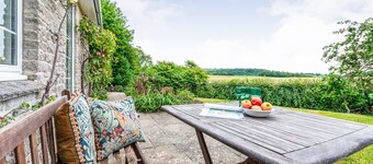 Greygles - Surrounded by beautiful views