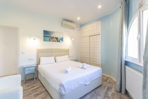 6 habitaciones, tabla de planchar con plancha, wifi y ropa de cama 