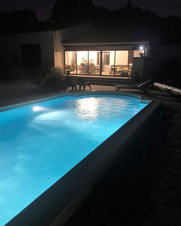 Piscina a l'aire lliure