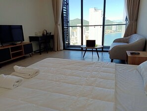 Pillow-top beds, desk, soundproofing, iron/ironing board - Luxury Scenia Bay Apartment with Seaview (Nha Trang)
