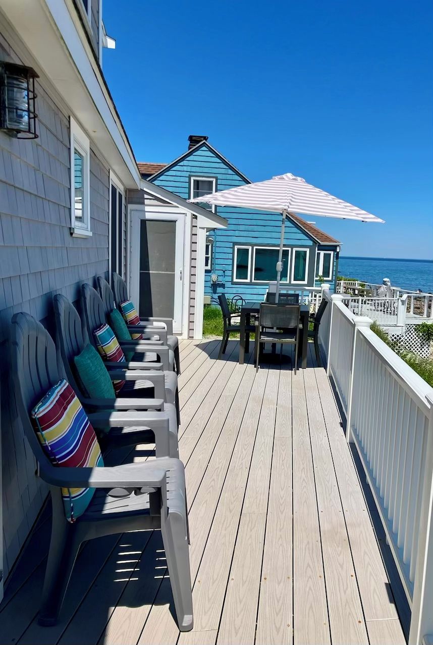 1st floor deck
