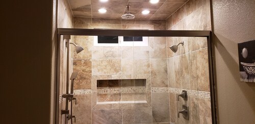 3br/2ba/pool/luxury/comfort/bbq/tv