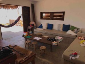 Interior - 180m2 house on the beach (Redonda)