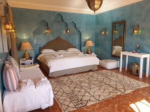 7 chambres, draps fournis