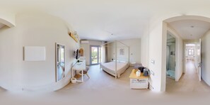 Comfort Double Room | Desk, blackout curtains, free WiFi, bed sheets