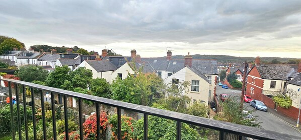 Property grounds - No.2 Thompson Apartments by Switchback Stays (Cardiff)