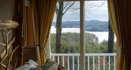 Cotton Lake -mökki - henkeäsalpaavat näkymät, joista on helppo pääsy Squam-järvelle