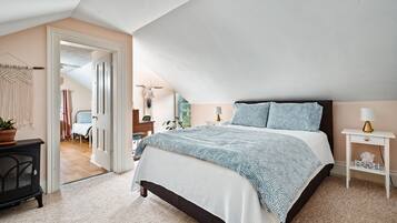 2 bedrooms, desk, iron/ironing board, travel crib