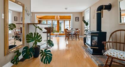 The sunroom on Maple
