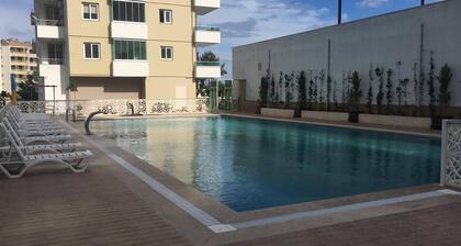 GoldenPark King Suites