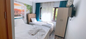 Free WiFi, bed sheets - Redamancy Hotel (Istanbul)