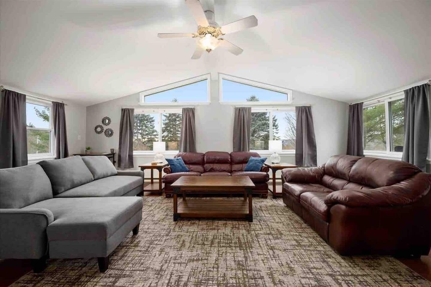 Smart TV, videojuegos, oficina