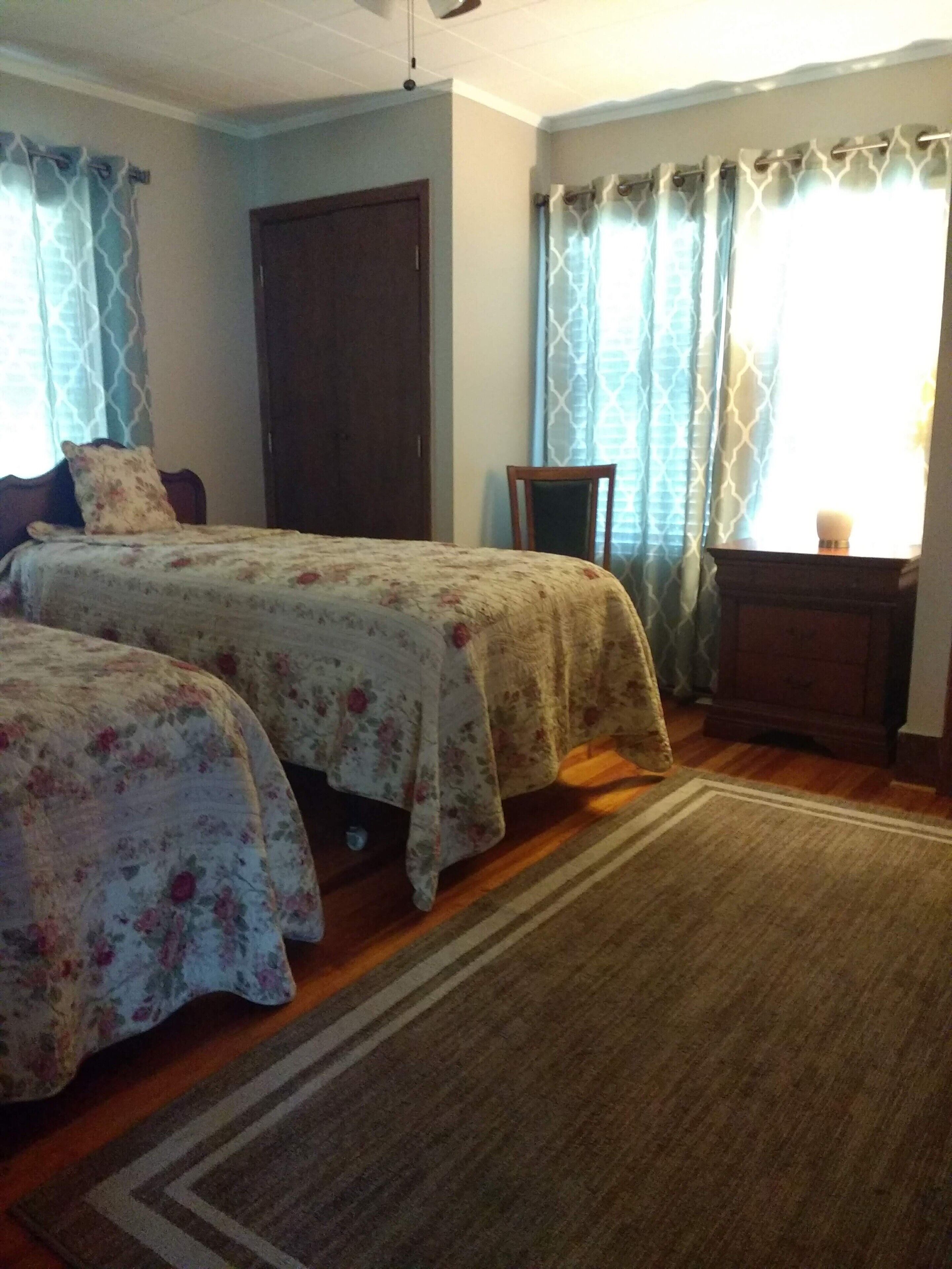 2 bedrooms, WiFi, bed sheets